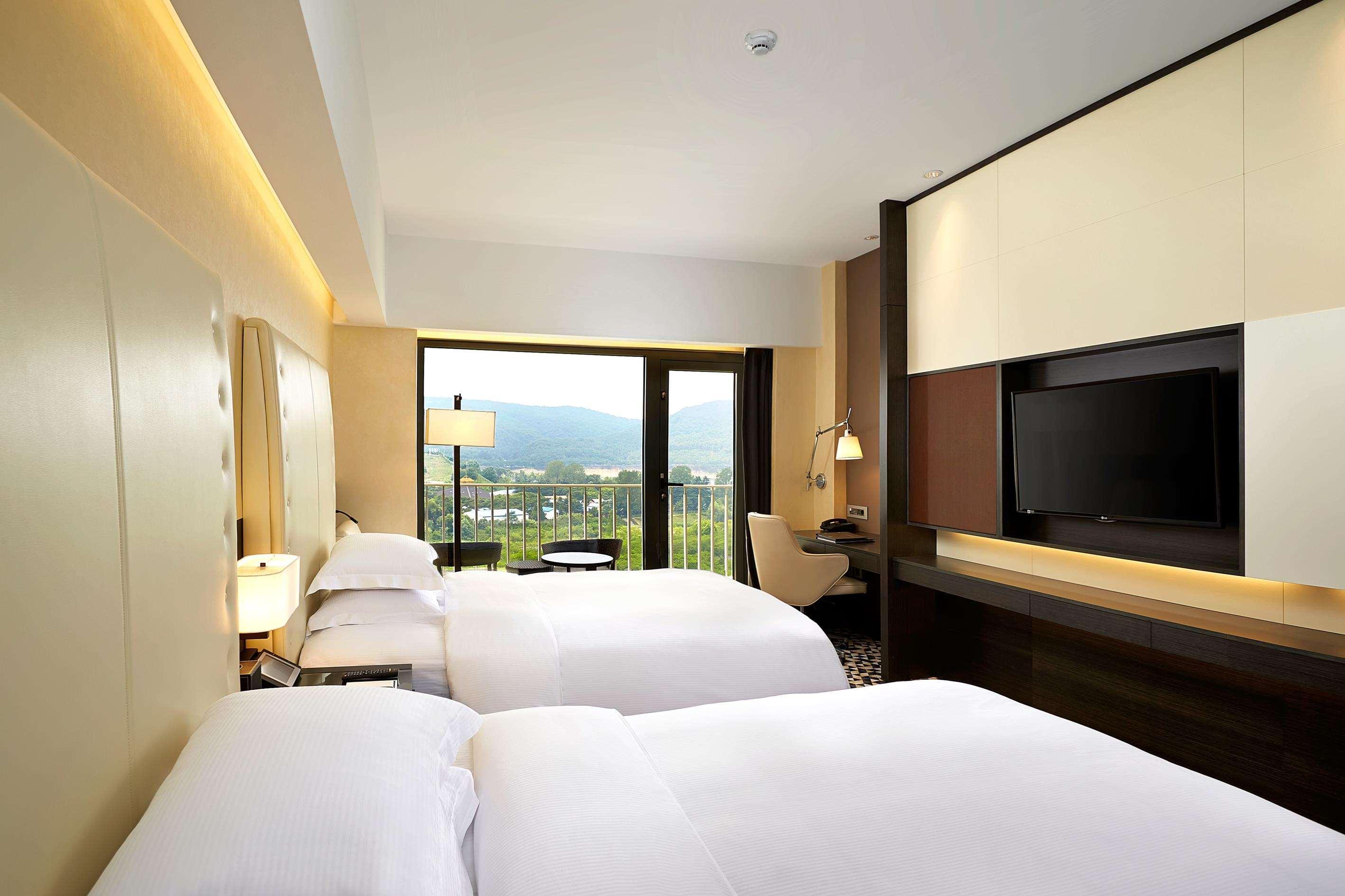 Hilton Gyeongju Hotel Exterior photo