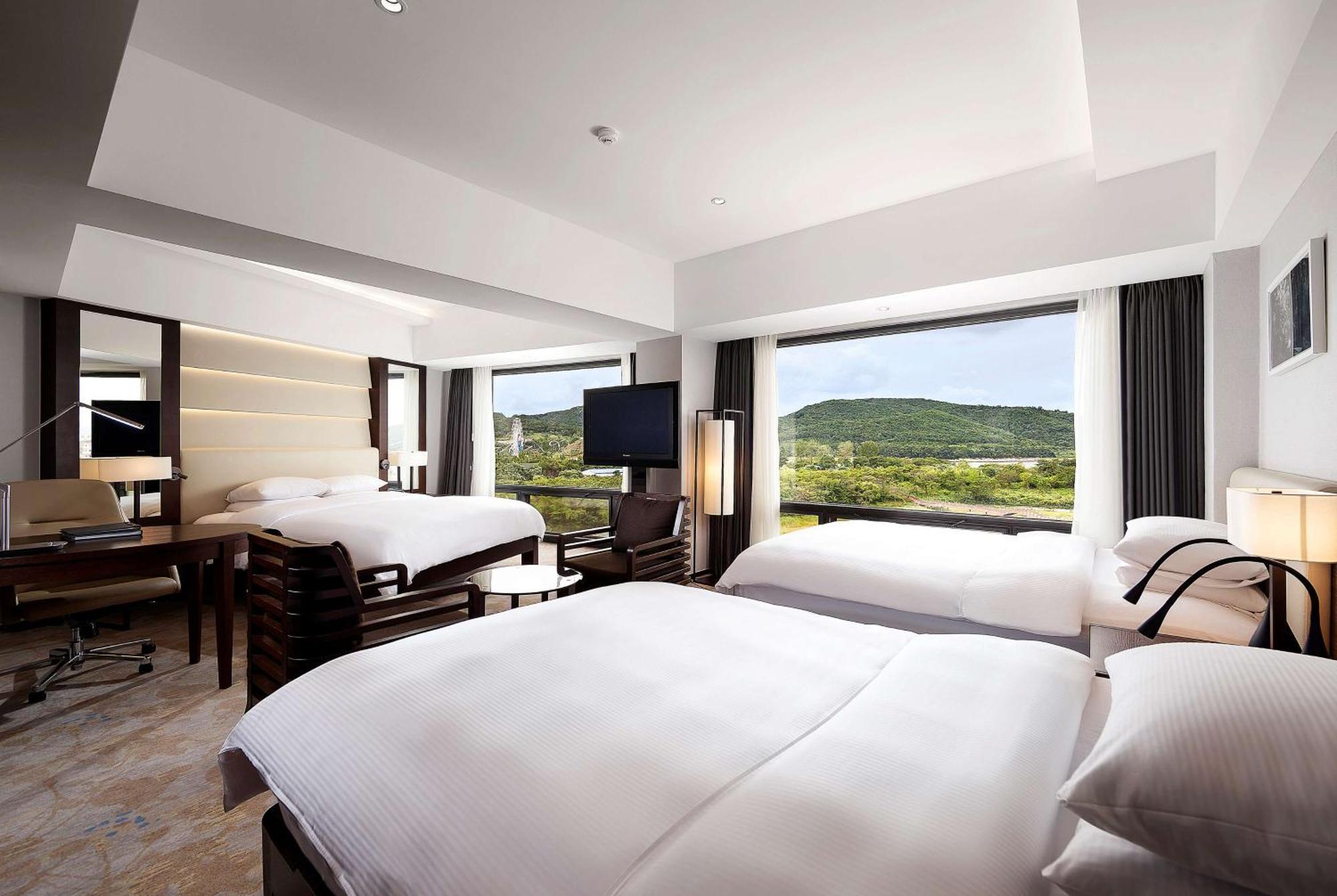 Hilton Gyeongju Hotel Exterior photo