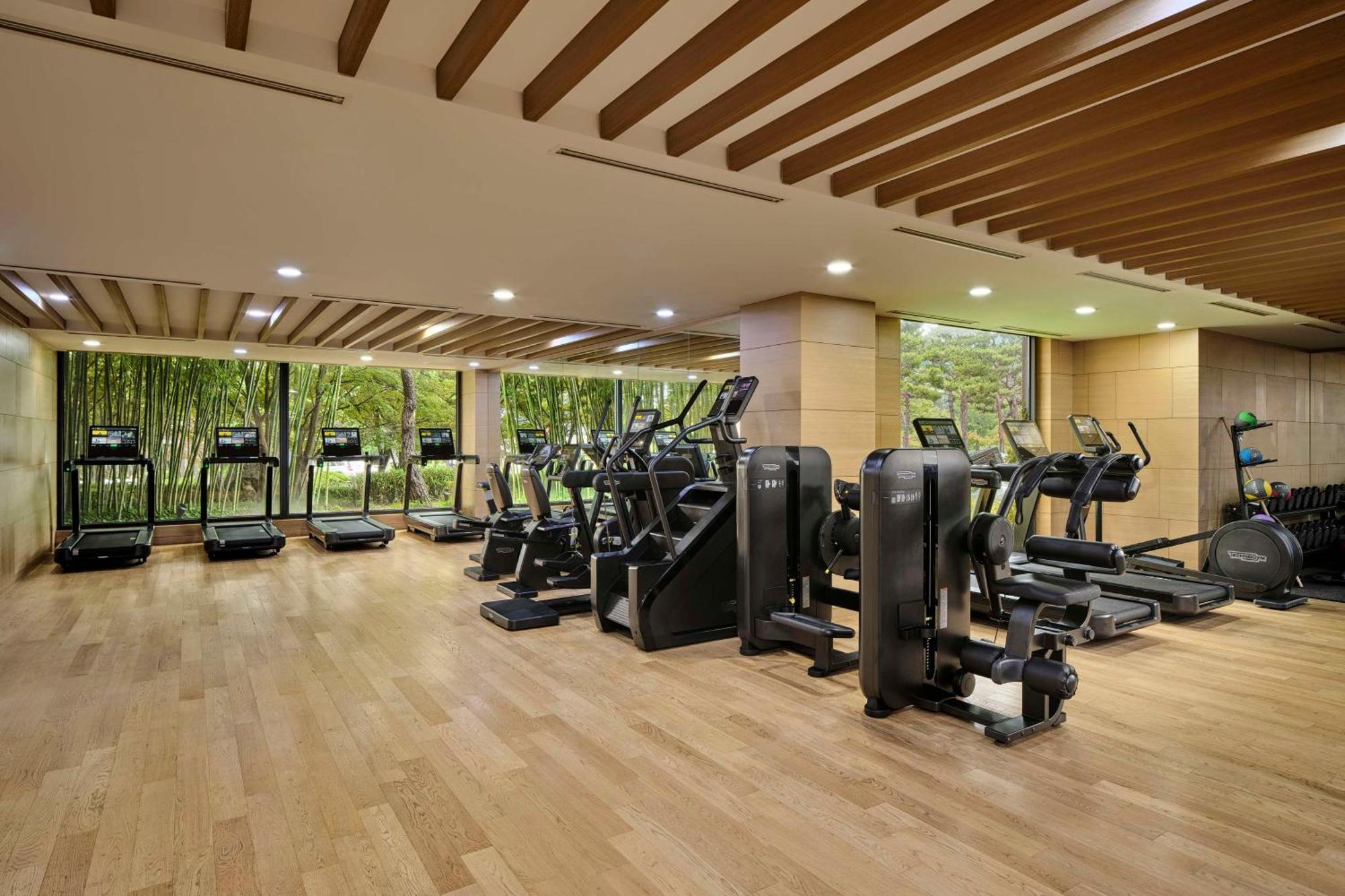 Hilton Gyeongju Hotel Exterior photo